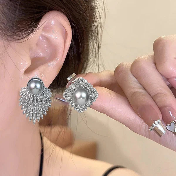 Fashion And Fully-jewelled Alloy Stud Earrings Female Niche21